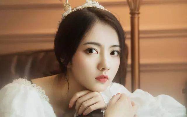 与女生暧昧遭冷遇，继续还是放弃？-恋爱撩妹网-聊天话术|脱单方法|约会技巧|哄女生|牵手探探微信聊天案例|