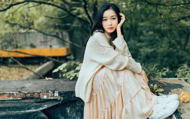 追女生技巧：如何“读懂”女生？让她对你产生好感-恋爱撩妹网-聊天话术|脱单方法|约会技巧|哄女生|牵手探探微信聊天案例|