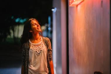 女生的哪些潜台词，是暗示你快去追女生？-恋爱撩妹网-聊天话术|脱单方法|约会技巧|哄女生|牵手探探微信聊天案例|