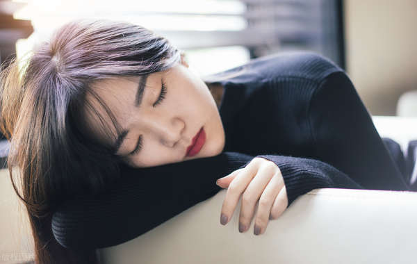 你对自己的定位影响着你的内在核心价值-恋爱撩妹网-聊天话术|脱单方法|约会技巧|哄女生|牵手探探微信聊天案例|