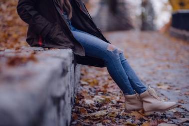 学把妹被女生发现了，我该怎么办？-恋爱撩妹网-聊天话术|脱单方法|约会技巧|哄女生|牵手探探微信聊天案例|