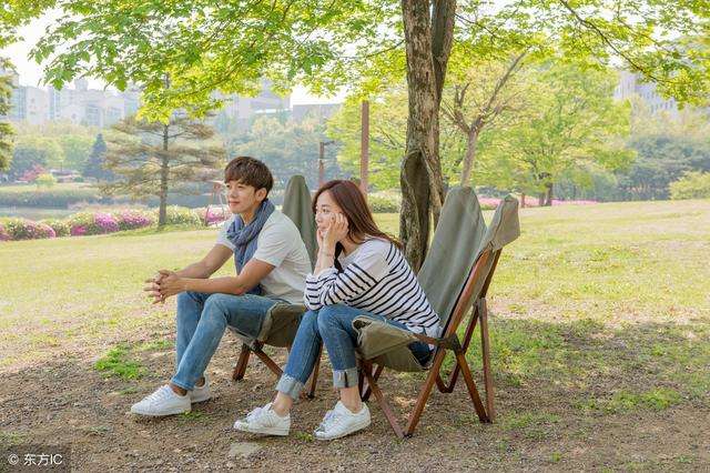 约会中如何升级关系与冷读术运用-恋爱撩妹网-聊天话术|脱单方法|约会技巧|哄女生|牵手探探微信聊天案例|