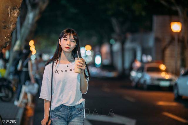会聊天的高情商男人，加一万分！-恋爱撩妹网-聊天话术|脱单方法|约会技巧|哄女生|牵手探探微信聊天案例|