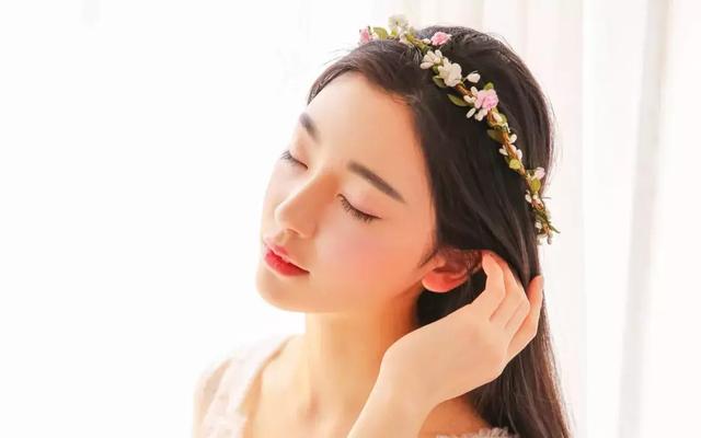 让女生感动到哭的表白情话-恋爱撩妹网-聊天话术|脱单方法|约会技巧|哄女生|牵手探探微信聊天案例|