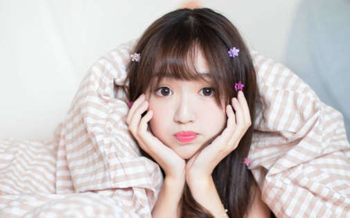 如何挑选给心仪女孩的礼物 送这4件东西不会出错-恋爱撩妹网-聊天话术|脱单方法|约会技巧|哄女生|牵手探探微信聊天案例|