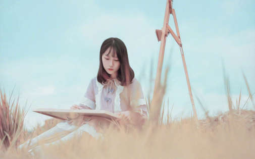 看上去高冷的女孩好追吗第2张