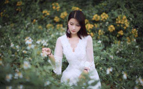 高冷的女生喜欢什么样的男生第2张