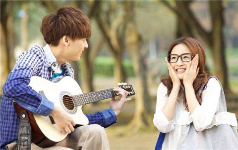 男生追女生掉价的行为-恋爱撩妹网-聊天话术|脱单方法|约会技巧|哄女生|牵手探探微信聊天案例|