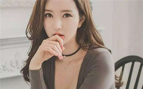 追女孩子需要发什么朋友圈？-恋爱撩妹网-聊天话术|脱单方法|约会技巧|哄女生|牵手探探微信聊天案例|