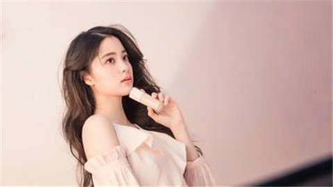 高冷的女生会主动吗?你需要这样做-恋爱撩妹网-聊天话术|脱单方法|约会技巧|哄女生|牵手探探微信聊天案例|