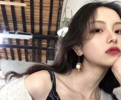 能约出来但微信不咋回电话不接的女生有必要追么第3张