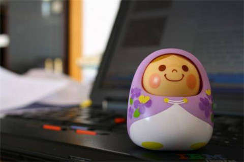 五一劳动节送正在追求的女孩什么礼物好-恋爱撩妹网-聊天话术|脱单方法|约会技巧|哄女生|牵手探探微信聊天案例|