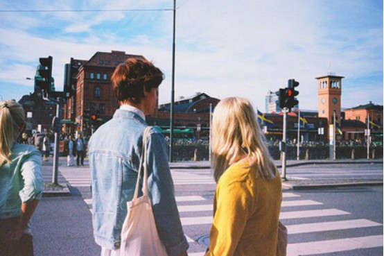 和女生逛街怕尴尬？那你约会应该这么做！-恋爱撩妹网-聊天话术|脱单方法|约会技巧|哄女生|牵手探探微信聊天案例|