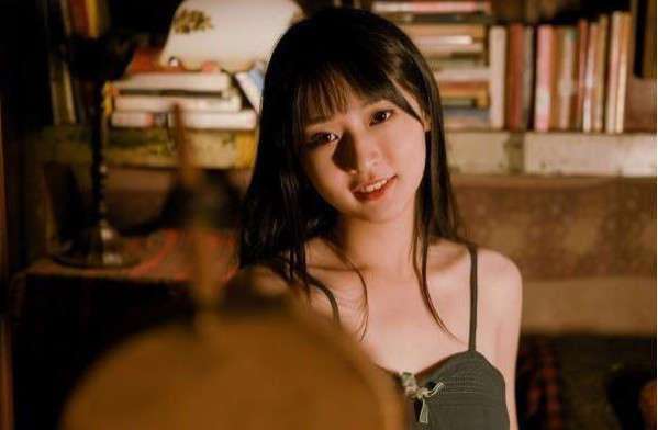 懂得这几个姿势,女生就会对你想入非非-恋爱撩妹网-聊天话术|脱单方法|约会技巧|哄女生|牵手探探微信聊天案例|