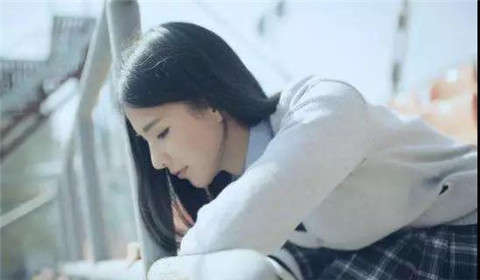 如何撩一个高冷的妹子？-恋爱撩妹网-聊天话术|脱单方法|约会技巧|哄女生|牵手探探微信聊天案例|