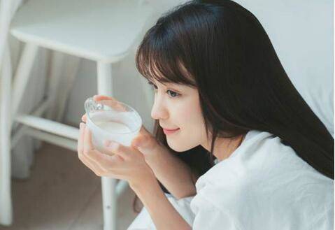 喜欢上一个已婚女人怎么办？怎么遏制不应该的爱第2张