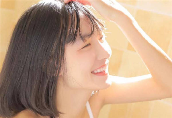 女人动心的表现有哪些？告诉你女人动心的表现！-恋爱撩妹网-聊天话术|脱单方法|约会技巧|哄女生|牵手探探微信聊天案例|