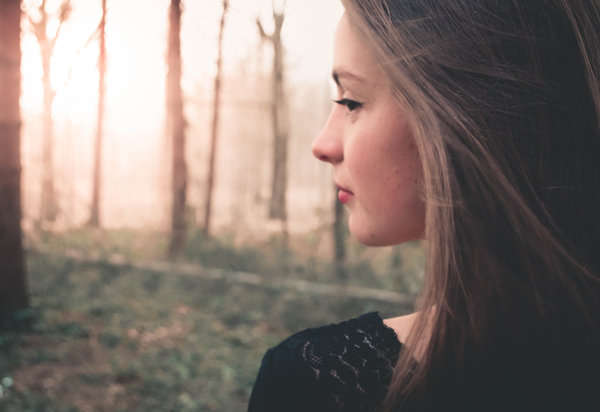 怎么和女生聊天更有吸引力？你必须掌握的恋爱攻略！-恋爱撩妹网-聊天话术|脱单方法|约会技巧|哄女生|牵手探探微信聊天案例|