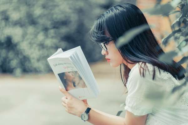女生说自己做噩梦了怎么回复？教你如何高情商安慰！-恋爱撩妹网-聊天话术|脱单方法|约会技巧|哄女生|牵手探探微信聊天案例|