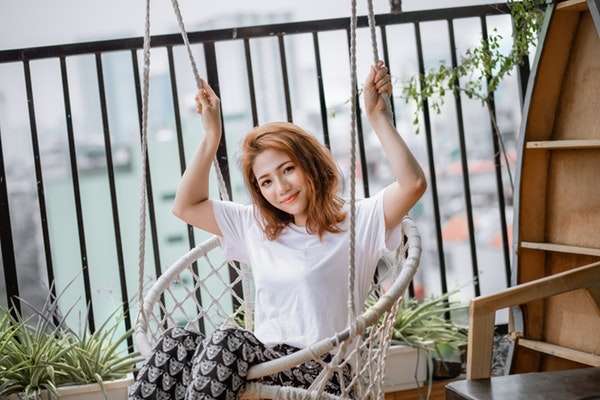 女生说“我要睡觉了”高情商男人都是这样回复的-恋爱撩妹网-聊天话术|脱单方法|约会技巧|哄女生|牵手探探微信聊天案例|