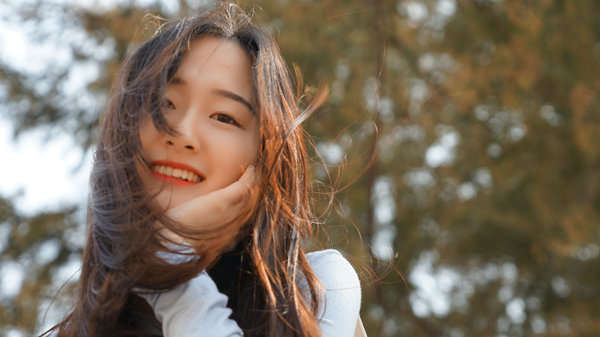 追女生时对方说我年龄小是拒绝吗？教你如何高情商应对！-恋爱撩妹网-聊天话术|脱单方法|约会技巧|哄女生|牵手探探微信聊天案例|