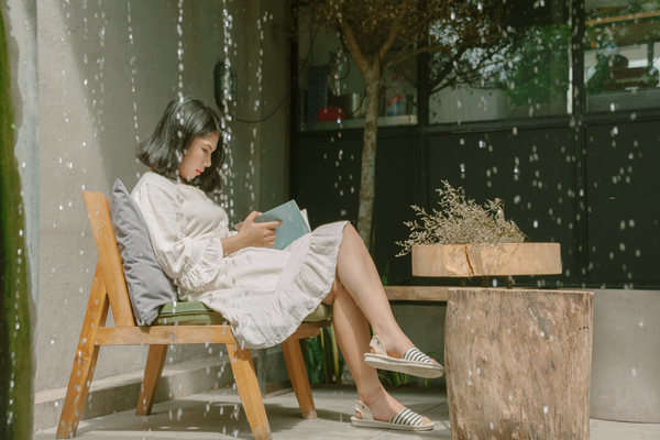 掌握三个和女生聊天技巧绝招，让她无处可逃！-恋爱撩妹网-聊天话术|脱单方法|约会技巧|哄女生|牵手探探微信聊天案例|