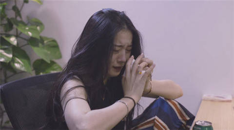 女生哭了怎么安慰？五步让她笑起来-恋爱撩妹网-聊天话术|脱单方法|约会技巧|哄女生|牵手探探微信聊天案例|