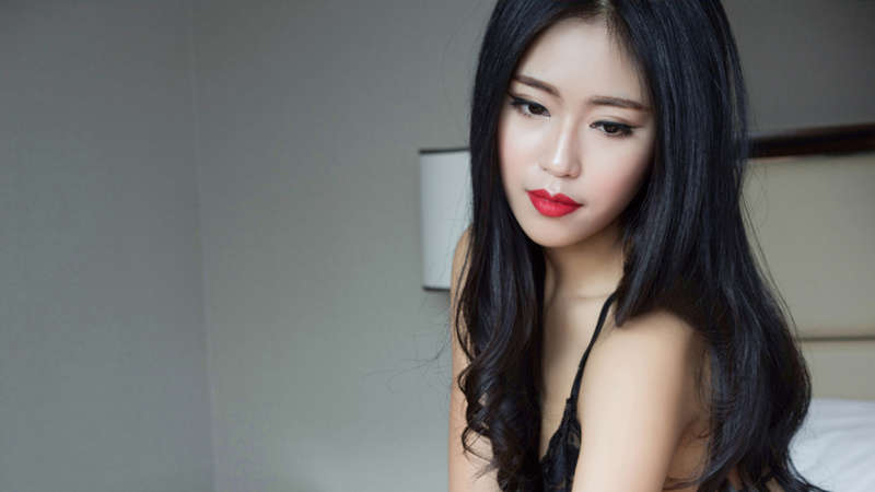 如何跟陌生妹子聊天，3个技巧让妹子不再拒绝你-恋爱撩妹网-聊天话术|脱单方法|约会技巧|哄女生|牵手探探微信聊天案例|