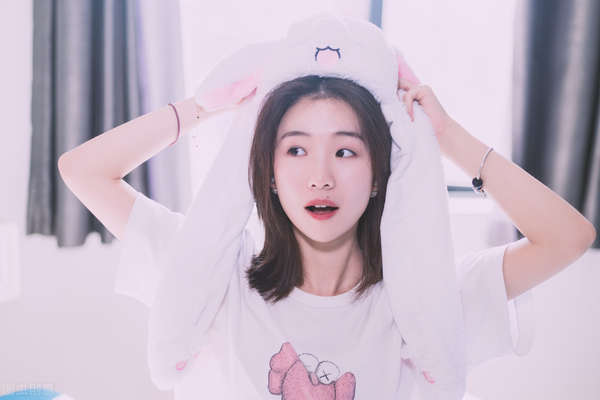 如何满足女生的安全感？有一个“治根”的方法-恋爱撩妹网-聊天话术|脱单方法|约会技巧|哄女生|牵手探探微信聊天案例|