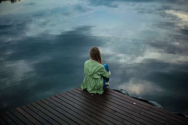 女生对你忽冷忽热？学会这几招让女生主动找你-恋爱撩妹网-聊天话术|脱单方法|约会技巧|哄女生|牵手探探微信聊天案例|