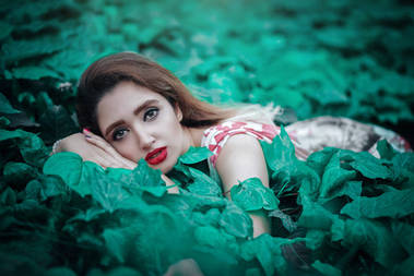 如何分辨女生是否和你走到了暧昧这一步！-恋爱撩妹网-聊天话术|脱单方法|约会技巧|哄女生|牵手探探微信聊天案例|