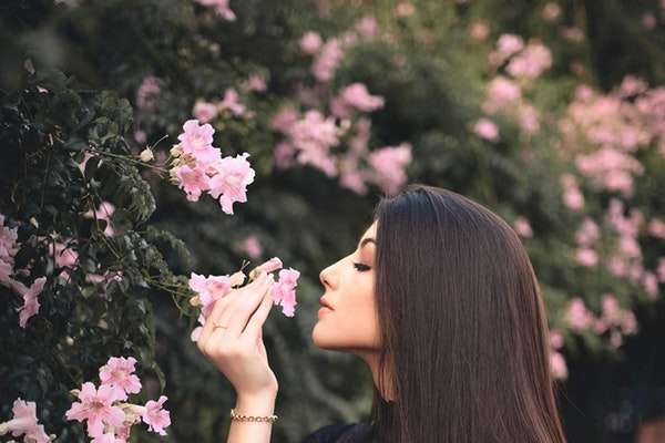 惹女生生气了怎么办？学几招帮你哄回来-恋爱撩妹网-聊天话术|脱单方法|约会技巧|哄女生|牵手探探微信聊天案例|