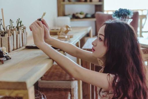 怎样建立一个女人喜欢的吸引框架？-恋爱撩妹网-聊天话术|脱单方法|约会技巧|哄女生|牵手探探微信聊天案例|