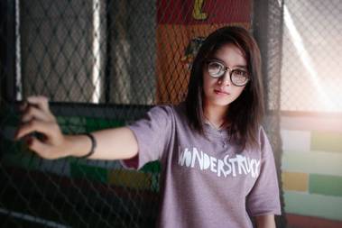 做到这件事,女生主动想认识你!-恋爱撩妹网-聊天话术|脱单方法|约会技巧|哄女生|牵手探探微信聊天案例|