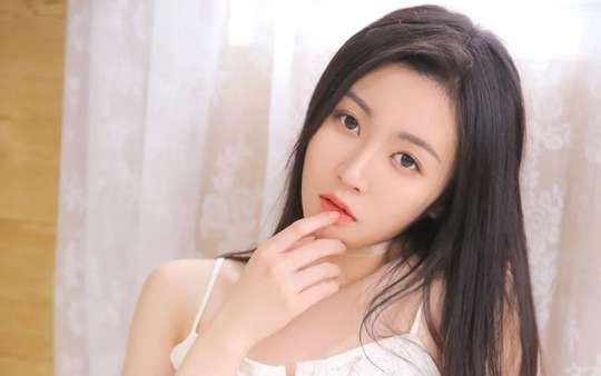 约会时，女生若对你做这6个小动作，表示她已默认你为男友-恋爱撩妹网-聊天话术|脱单方法|约会技巧|哄女生|牵手探探微信聊天案例|