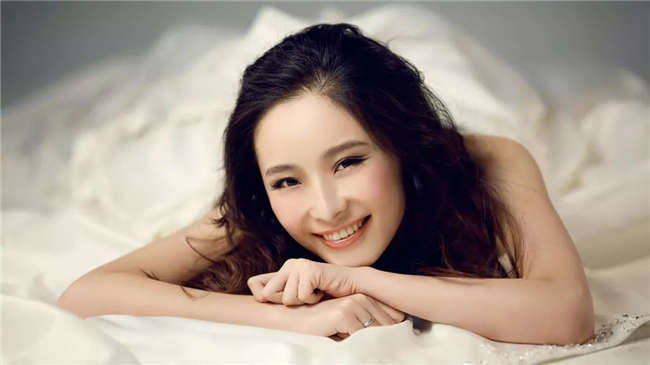 和喜欢的女生的关系一直停滞不前，可能你们进入了友谊区，如何逃出友谊区呢？-恋爱撩妹网-聊天话术|脱单方法|约会技巧|哄女生|牵手探探微信聊天案例|