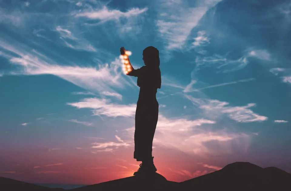一个女生怎样回复你,说明你有戏? 一个女生怎样回复你,说明你有戏?