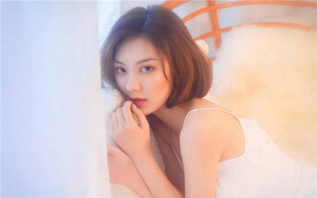 约妹子时，这5个动作你做对了吗？