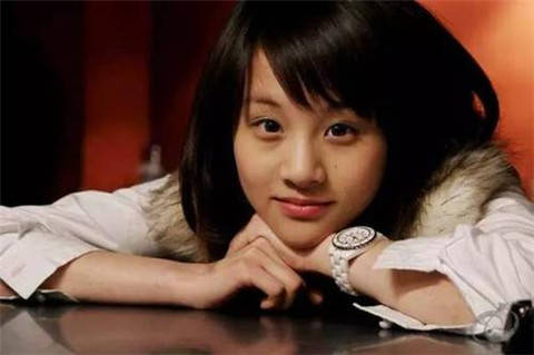 怎么和刚认识的女生微信聊天，才能建立更深的联系？