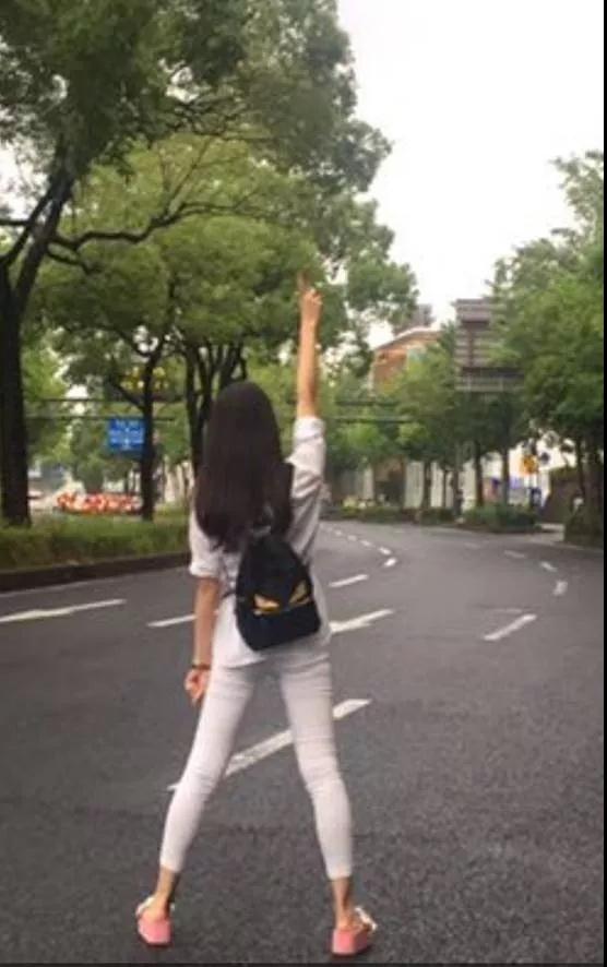 实战聊天案列：前面有家宾馆，我请你去睡觉，怎么样？