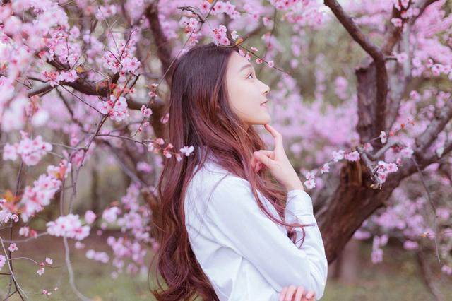 和女生正确的聊天方式，能吸引女生的聊天方式