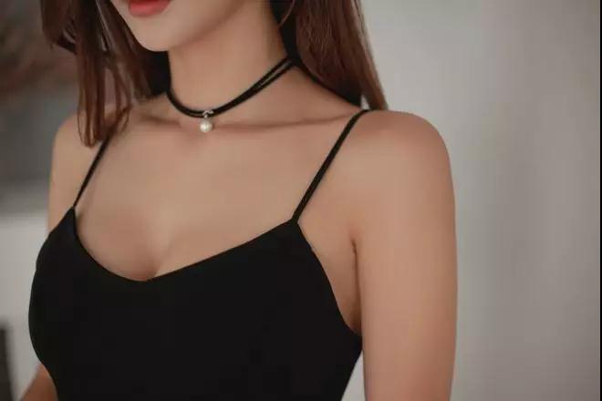总是尬聊冷场，女生不回信息该么做？