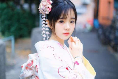 没有追女生经验，该如何追到心仪的她？