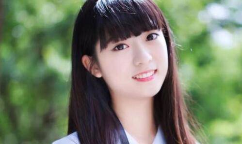 女孩对你有好感的暗示，以后再也不会错过她