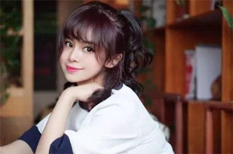 女生不回微信是不是在暗示放弃？该不该继续发？