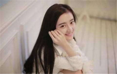 怎么追一个高冷的女生？3招让她主动起来