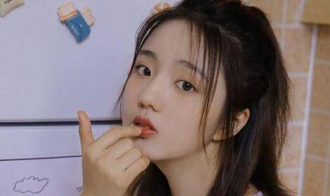 女生看电视幽默的回复，不要傻傻回好的-恋爱撩妹网-聊天话术|脱单方法|约会技巧|哄女生|牵手探探微信聊天案例|