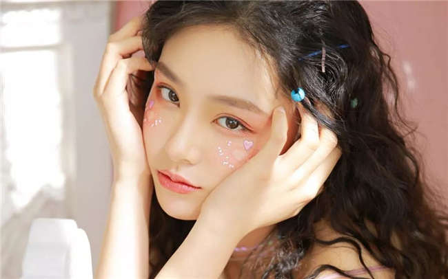 约会的时候，女生说“我平时很早回家的”，是什么意思？-恋爱撩妹网-聊天话术|脱单方法|约会技巧|哄女生|牵手探探微信聊天案例|