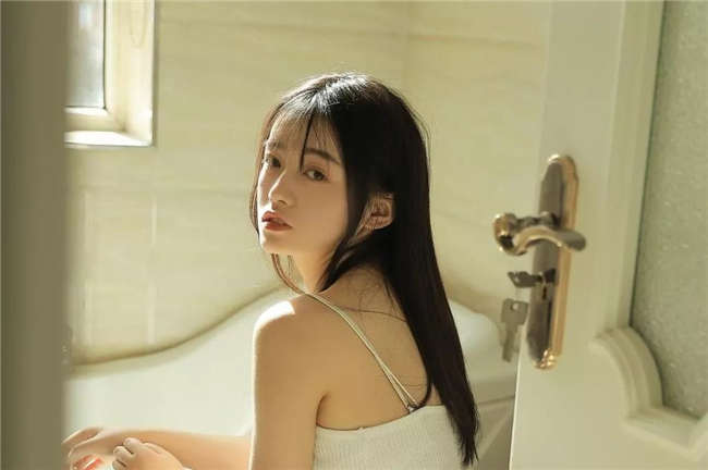 女生从不主动,但回消息很积极,该如何打破? 女生从不主动,但回消息很积极,该如何打破?