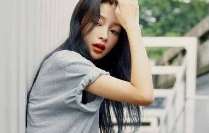 女生吊着你的表现是什么？发现被吊着还要不要追